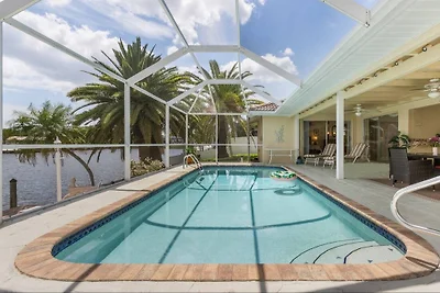 Villa Catalina Isles