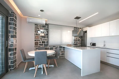 "Natursteinhaus 6" im Dorf Mochlos