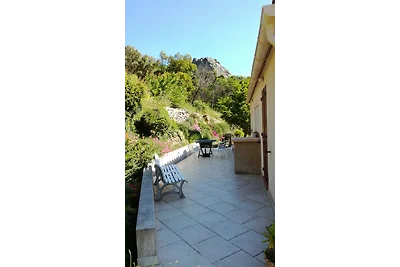 Ruhige Villa-Wohnung im Garten