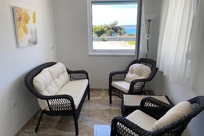 Luxus Strandvilla am Badestrand