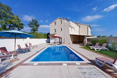 ⭐Gruppenferienhaus ☀ Villa August⭐