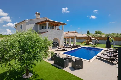 Villa Sandra with pool, whirpool, sauna
