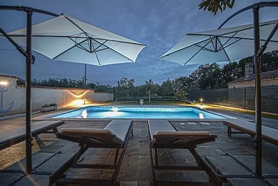 Ferienhouse con piscina Valtura