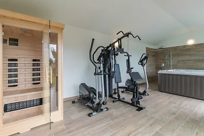 Villa Sandra with pool, whirpool, sauna