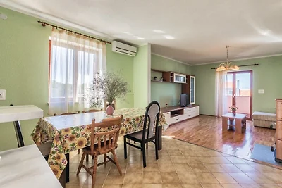 Ferienhaus mit privatem Pool