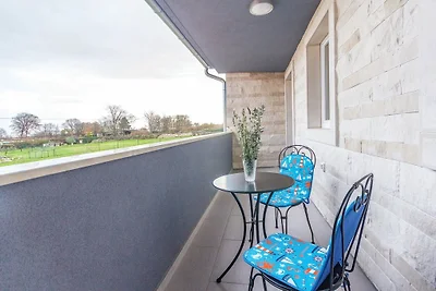 Haus mit großem privatem Pool