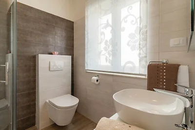 Villa Sandra with pool, whirpool, sauna