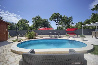 Villa R wtih pool