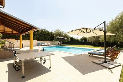 Ferienhouse con piscina Loborika