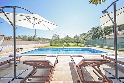 Ferienhouse con piscina Valtura