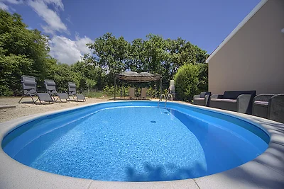 Villa R wtih pool