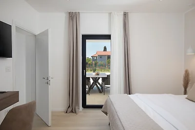 Villa E with heated pool