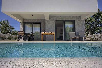 Villa GGG with pool, whirpool,..