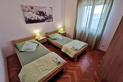 Ferienhaus mit Pool Loborika