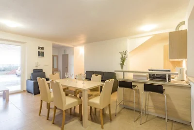 Haus mit großem privatem Pool