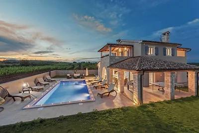 Villa Sandra with pool, whirpool, sauna