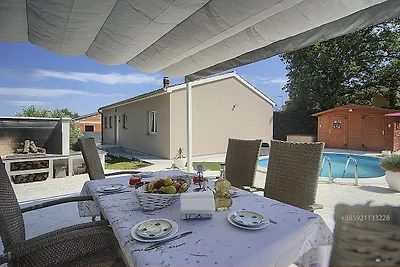Villa R wtih pool