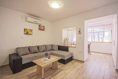 Ferienhaus mit Pool Valtura