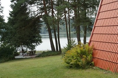 Maison ensoleillée sur le lac / Mazurie