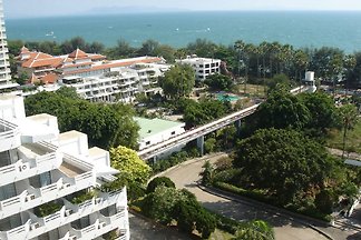JOMTIEN BEACH CONDOTEL***