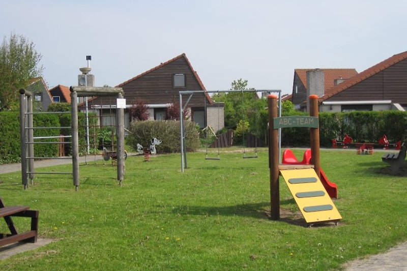 Plac zabaw w parku De Yperhof