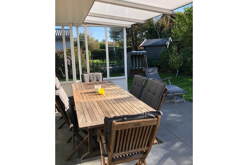 Das Ferienhaus mit überdachter Terrasse
