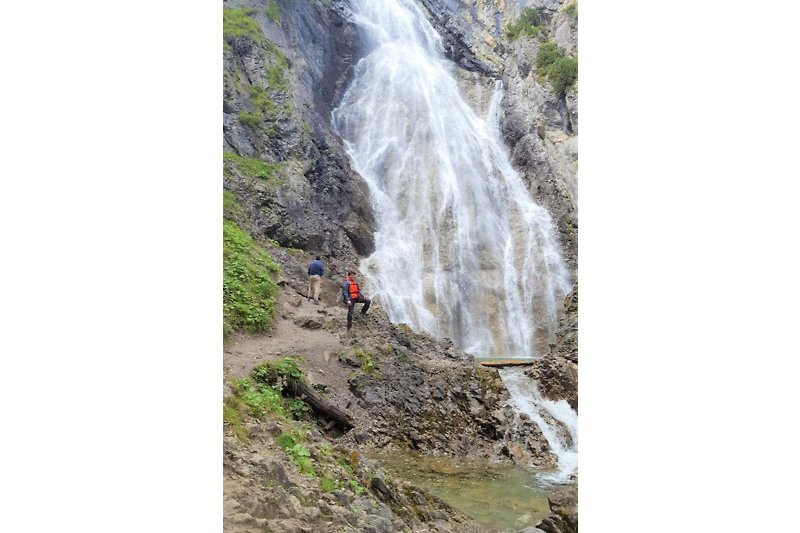 Wasserfall in den Bergen - Natur pur!