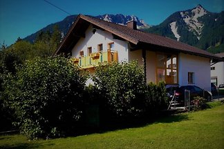 neue FEWO Tiroler Lechtal-Bergblick