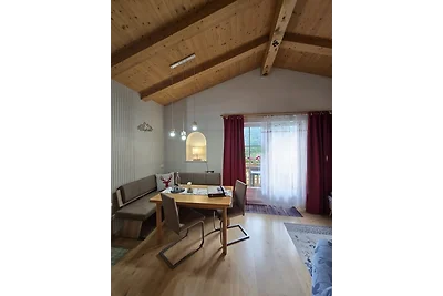 KOMFORT-FEWO TIROL,Waldrand, Berge