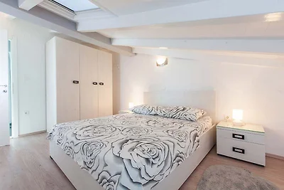 Ferienwohnung White