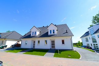 Doppel-Ferienhaus mein-Glowe rechts