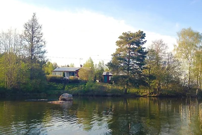Incantevole cottage direttamente sul lago