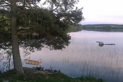 Incantevole cottage direttamente sul lago