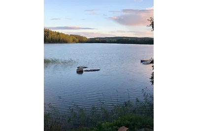 Incantevole cottage direttamente sul lago
