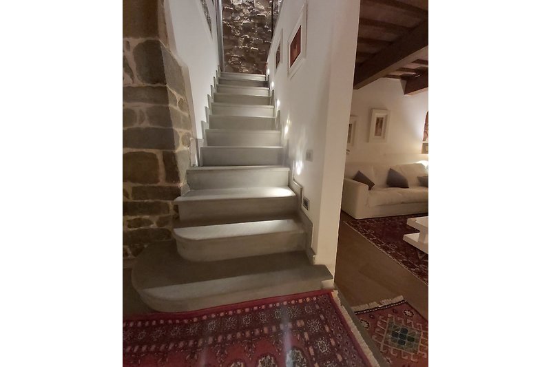 die Treppe im Haus