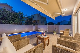 VILLA EMA  with Pool ,Sauna