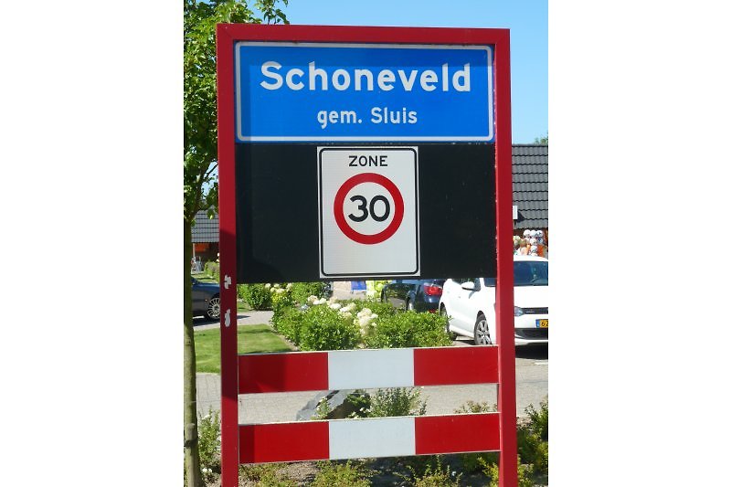 Entrance to Schoneveld Park
