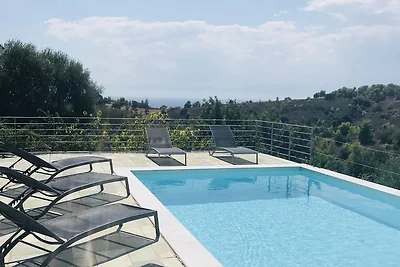 Villa AKA