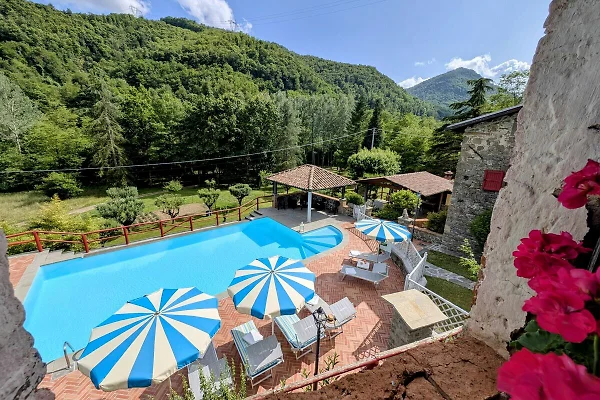 casa de vacaciones con piscina en Garfagnana