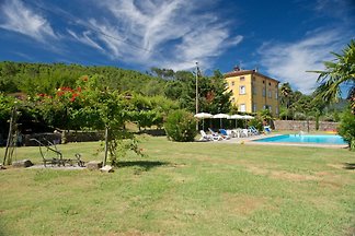 Villa mit Pool für 4 bis 10 Pers.