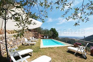 Ferienhaus in Buti mit eigenem Pool