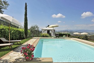 Vornehme Villa mit privatem Pool