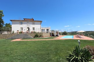 Exklusive Villa - beheizbarer Pool