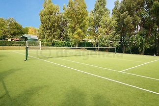 Villa do 24 os priv basen + tenisowe