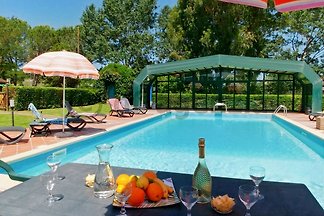 Für 24 Personen, warmer Pool+Tennis