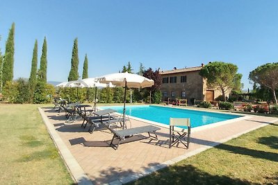 Farmhouse with private pool 8+2beds