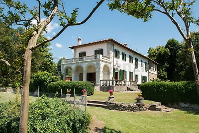 Villa im Mugello mit eigenem Pool
