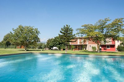 Nieuw !!! Villa in Lucca met zwembad
