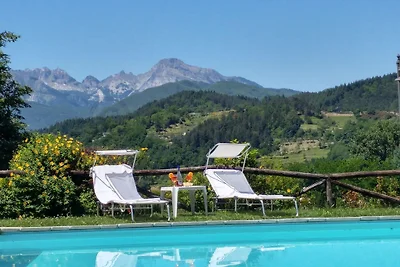 Landhaus in der Garfagnana mit Pool