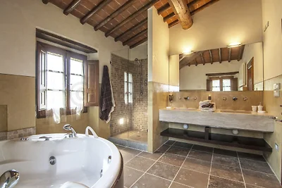 Landgut für 15 Personen mit Pool